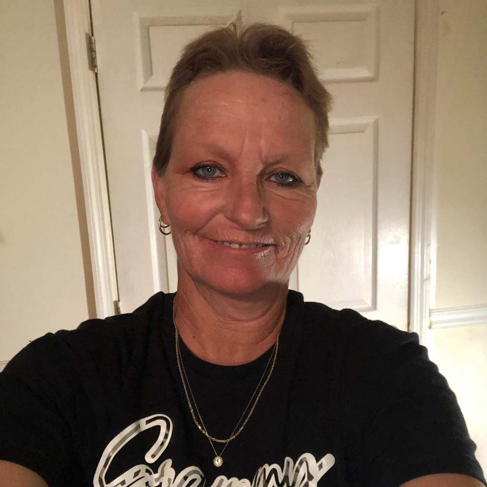 Meet your Posher, Cyndi